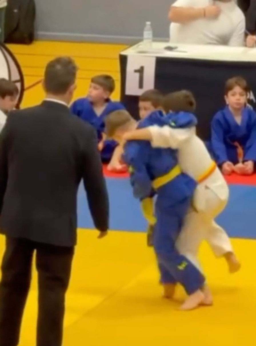 Юлія Саніна похвалилася сином на карате