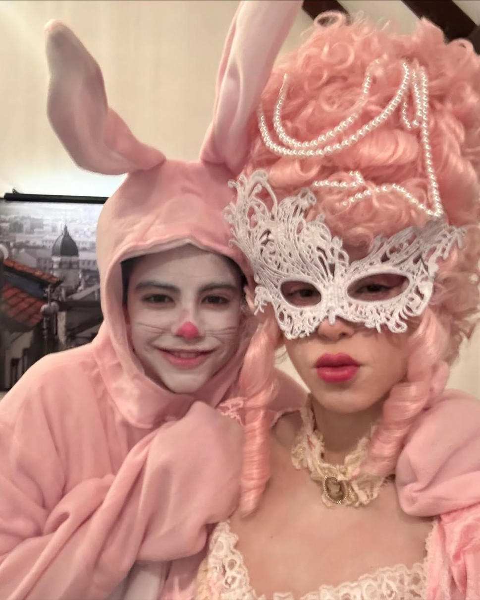 Шакіра попозувала з сином на Геловін