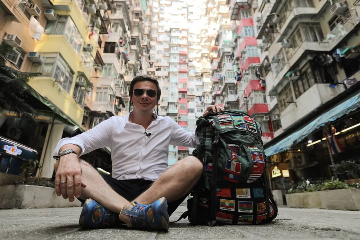 Дмитро Комаров телеведучий