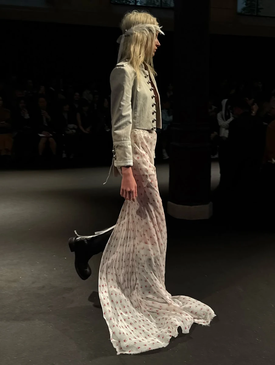 Образ з мілітарі жакетом