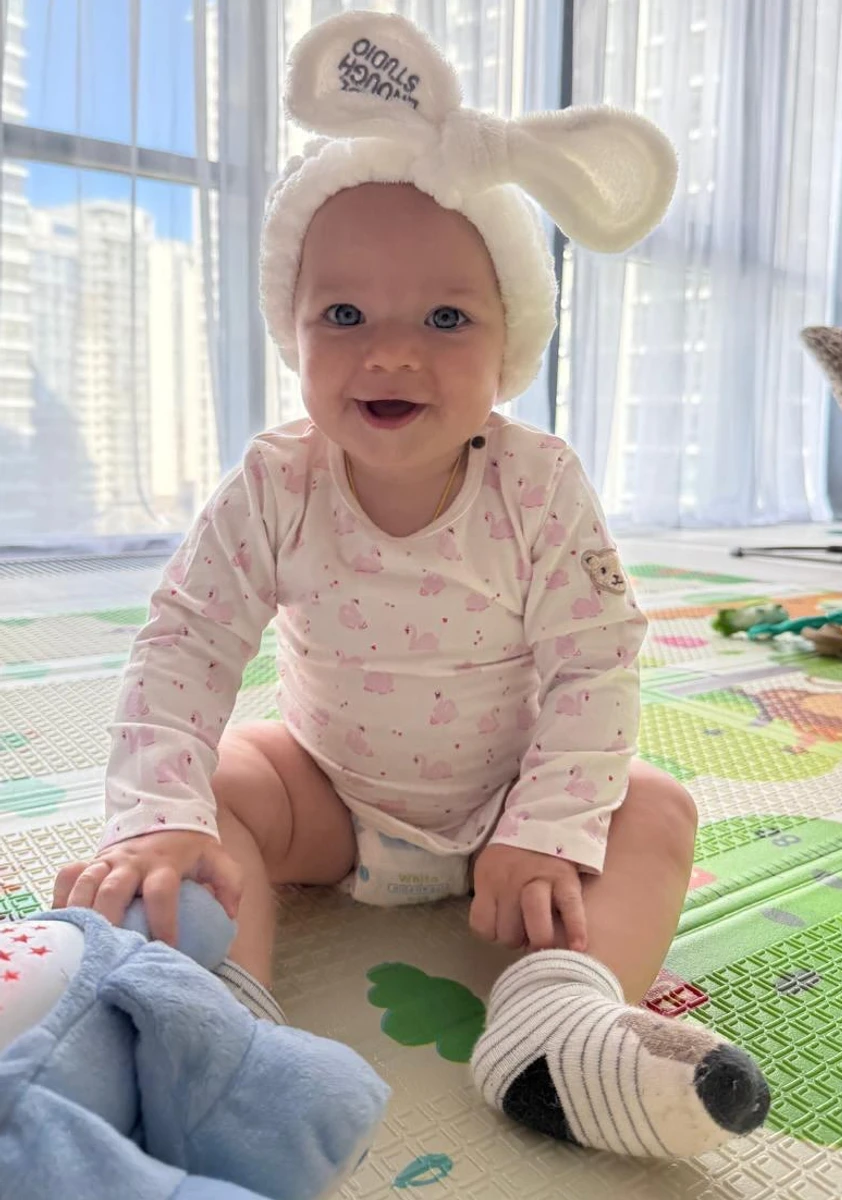 Дружина Усика привітала дочку з 2-річчям милими фото