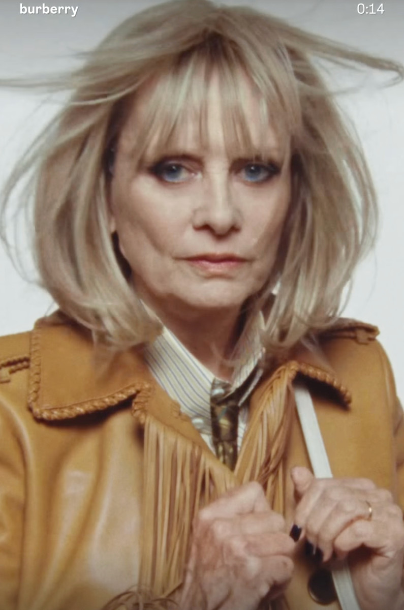 Супермодель Твіггі знялася для модного кампейну