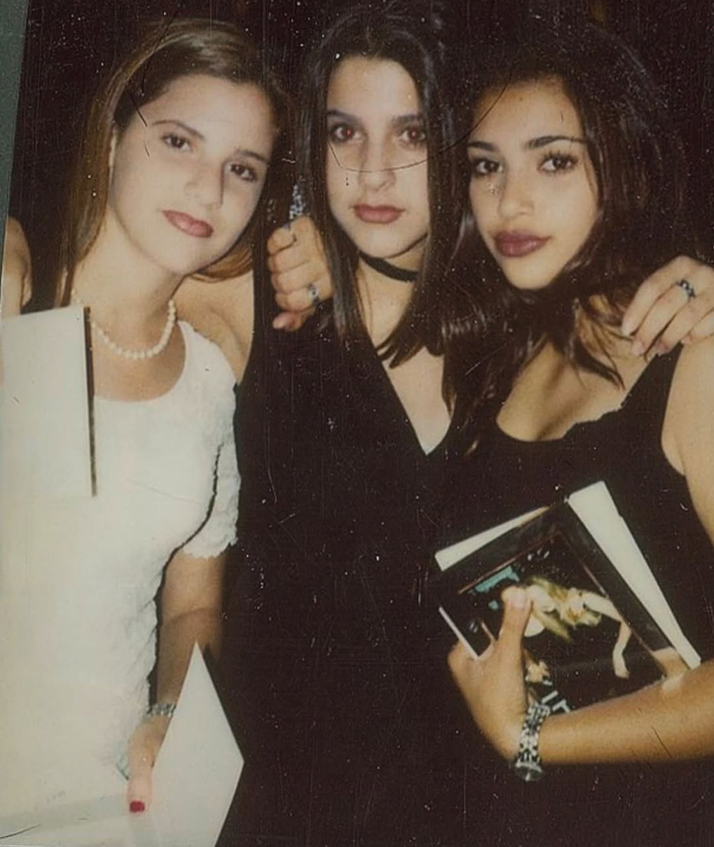 Кім Кардашян похвалилася своїм виглядом у підлітковості