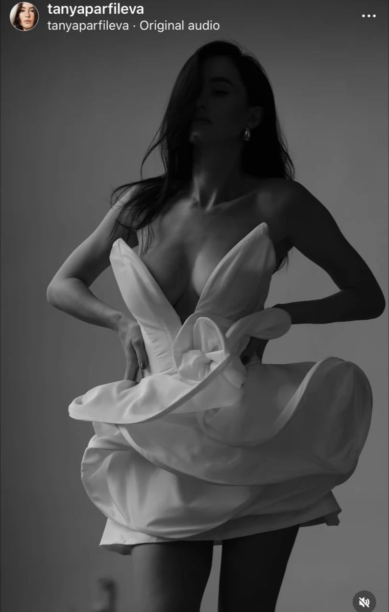 Вже за 3 місяці після пологів блогерка показувала тіло в спідньому