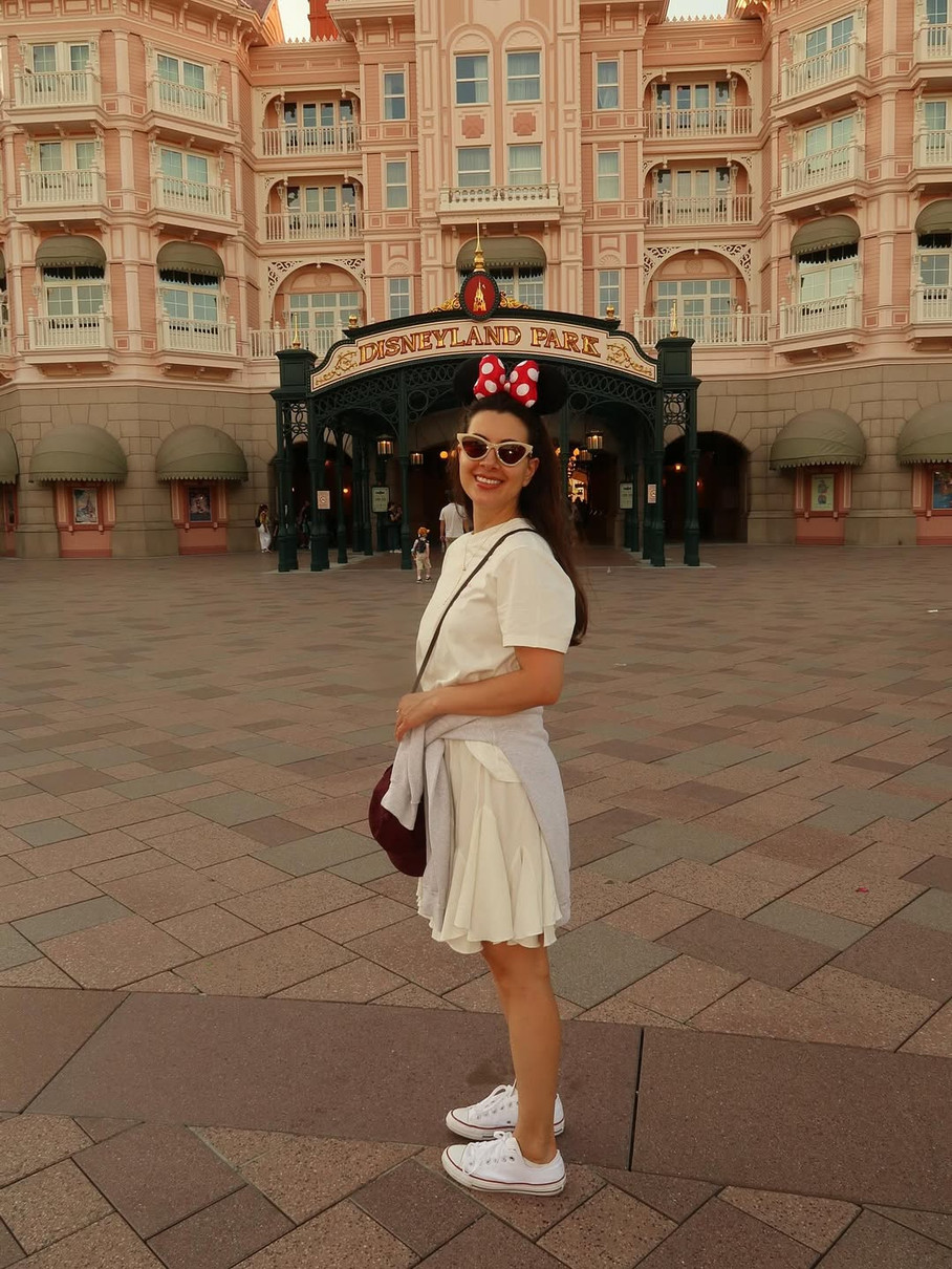 Раміна Есхакзай попозувала для фото