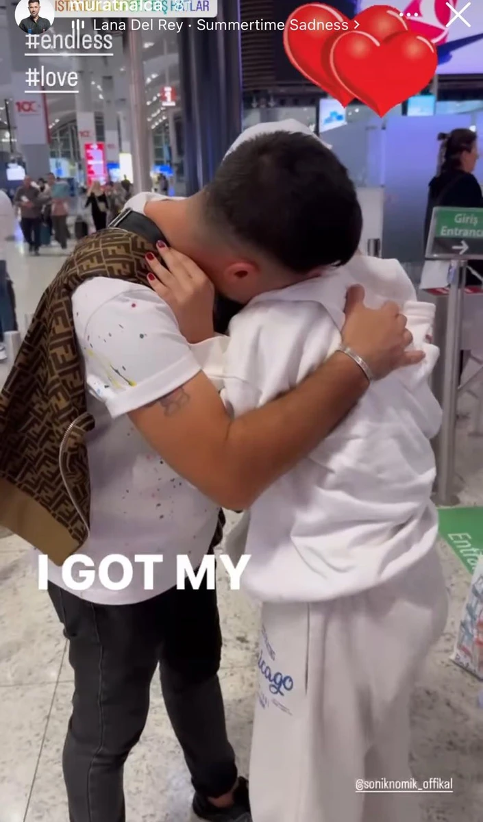 У дитинстві Софія була татова доня і проводила з Муратом більше часу, ніж з мамою, яка багато гастролювала 