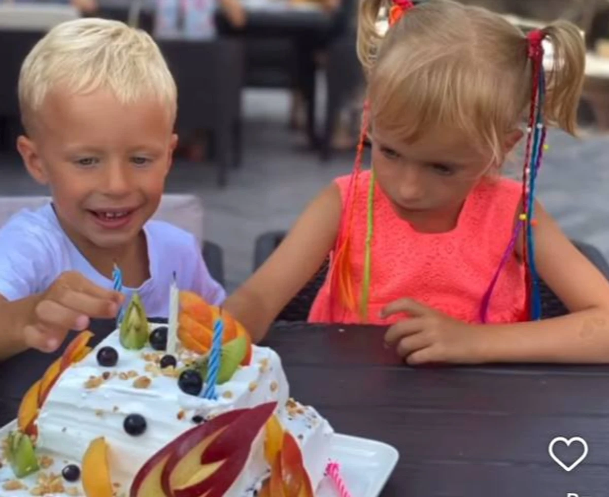 Олена Кравець привітала дітей