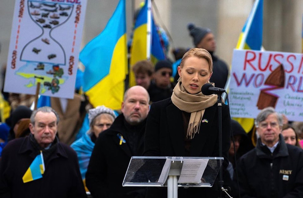Іванна підтримує Україну з перших днів повномасштабного вторгнення