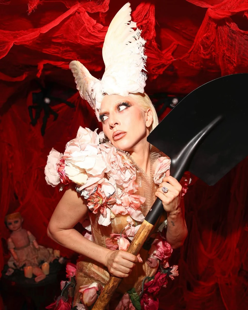Lady Gaga святкує Геловін