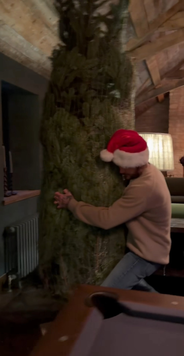 Девід Бекхем показав підготування до Різдва