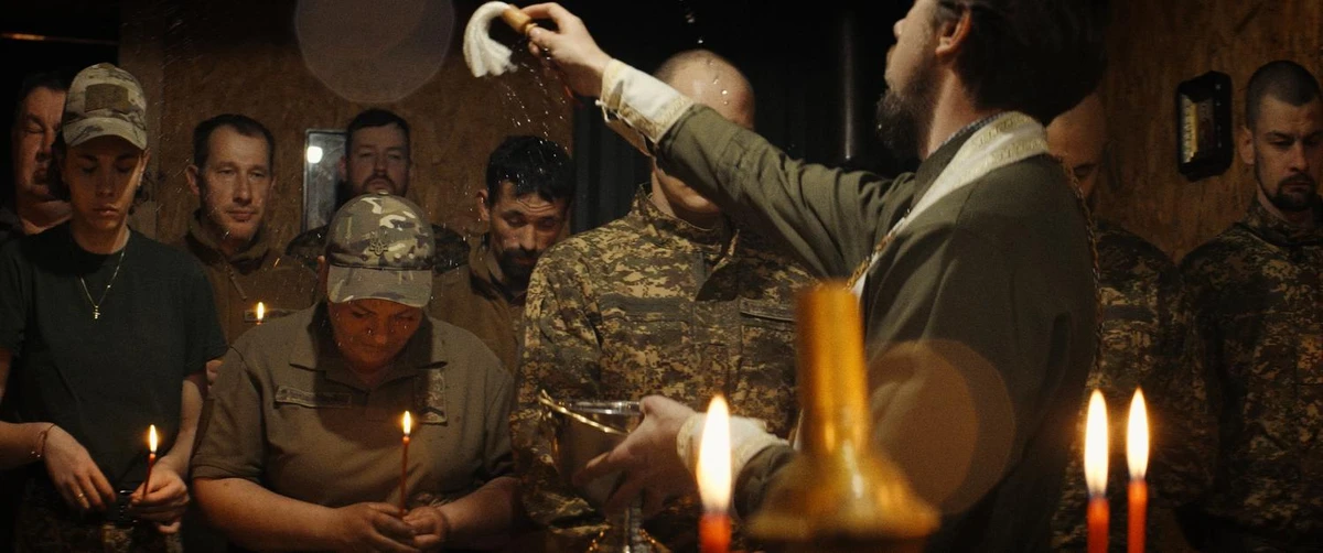 U2, Ед Ширан і Антитіла зняли кліп з бійцями Хартії