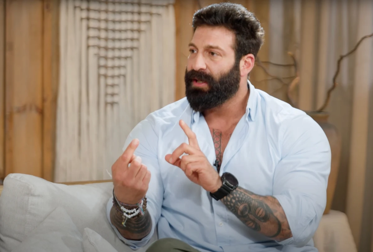 До речі, зі своєю ексдружиною Марією ведучий залишився в хороших і дружніх стосунках, адже вони хочуть дати гарне виховання їхній 10-річній дочці Санті-Луні