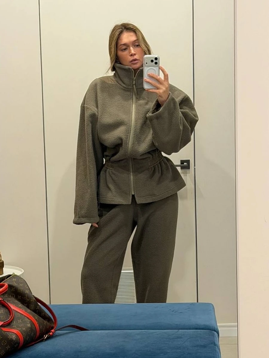 Віра Брежнєва показала селфі