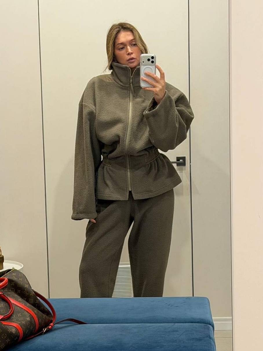 Віра Брежнєва показала селфі