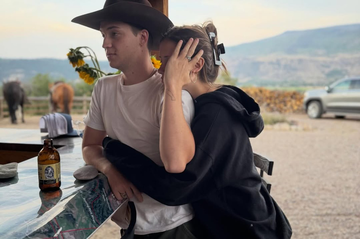 Кейт Хадсон показала романтичне фото сина та його коханої на його 22-річчя