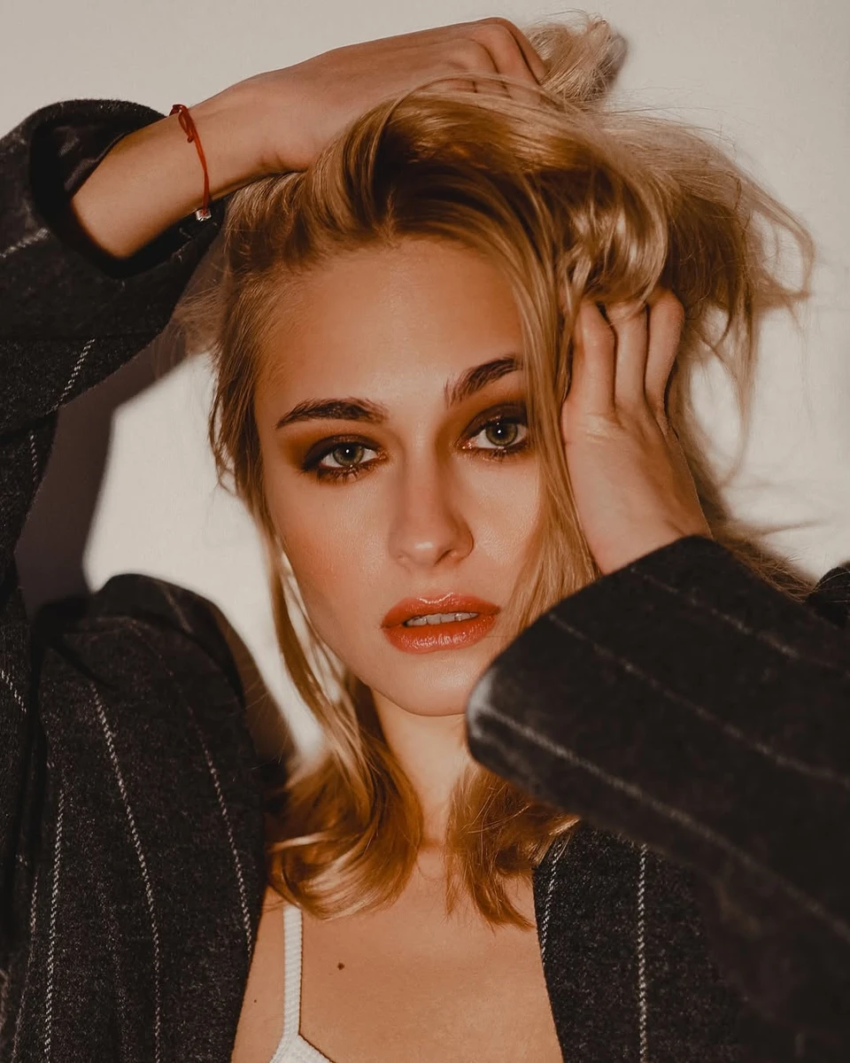 Настя Цимбалару показала нові фото