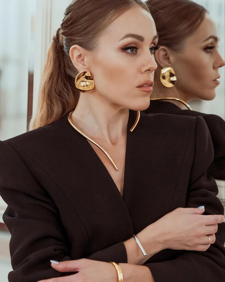 Alyosha з дітьми повернулися до України з США лише в серпні