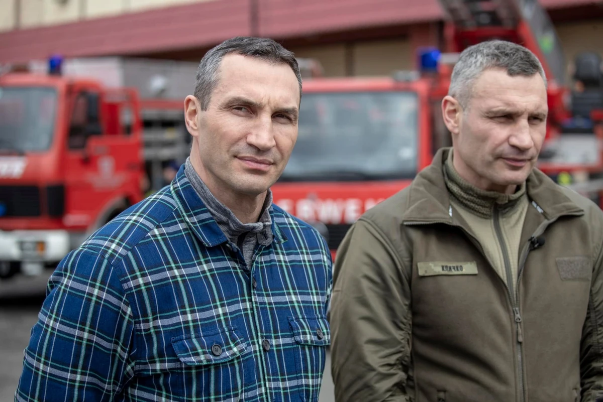 Володимир Кличко і Віталій Кличко