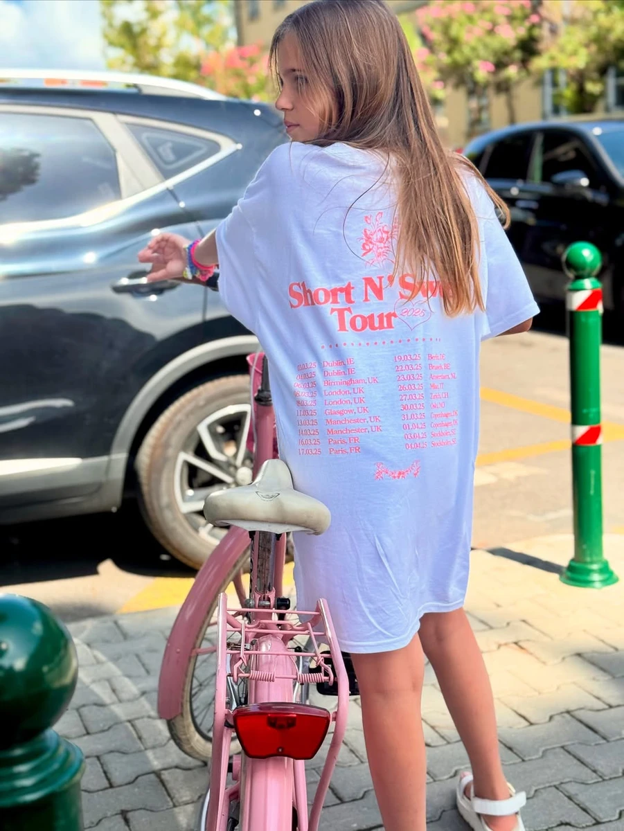 Єлизавета Юрушева показала розваги з дочками на італійському відпочинку