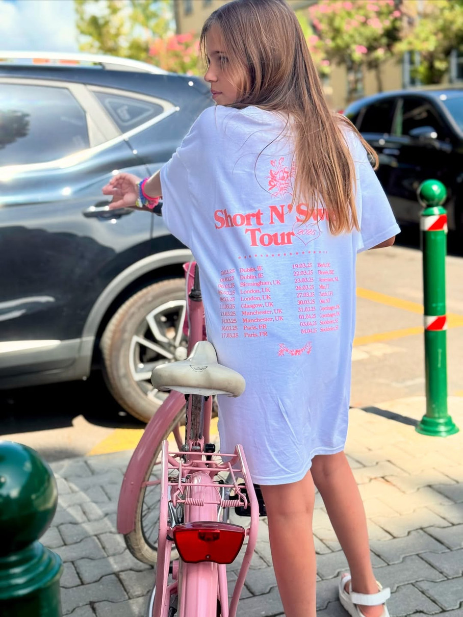 Єлизавета Юрушева показала розваги з дочками на італійському відпочинку