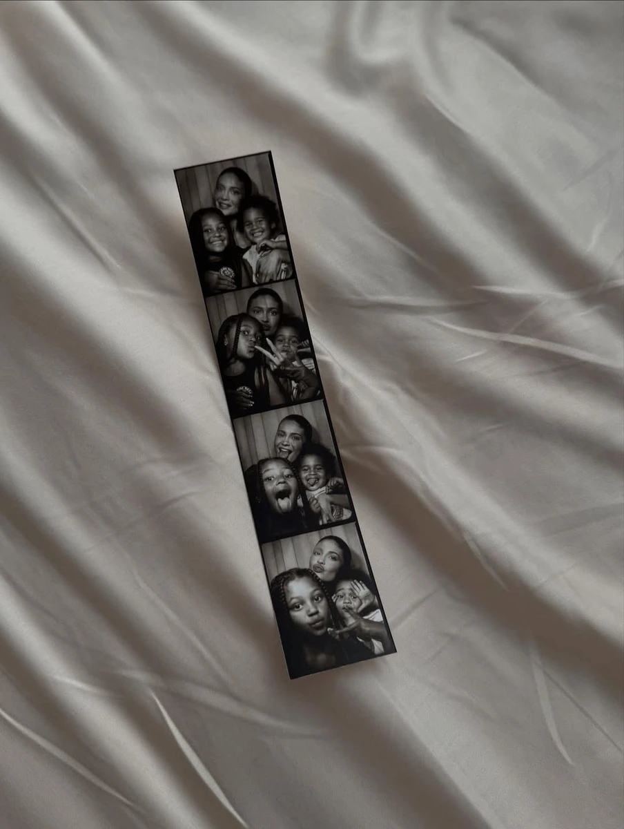 Кайлі Дженнер замилувала обіймами з сином і дочкою на своєму 28-річчі