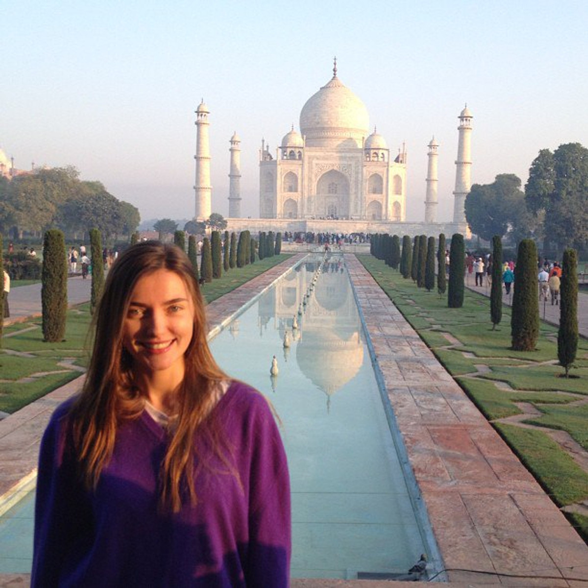 Аліна Байкова позує в Індії