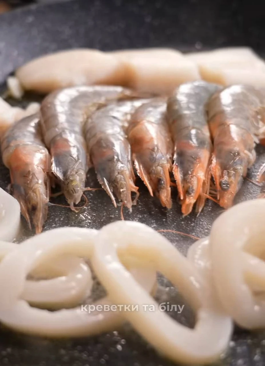 Кацурін показав, як приготувати паелью