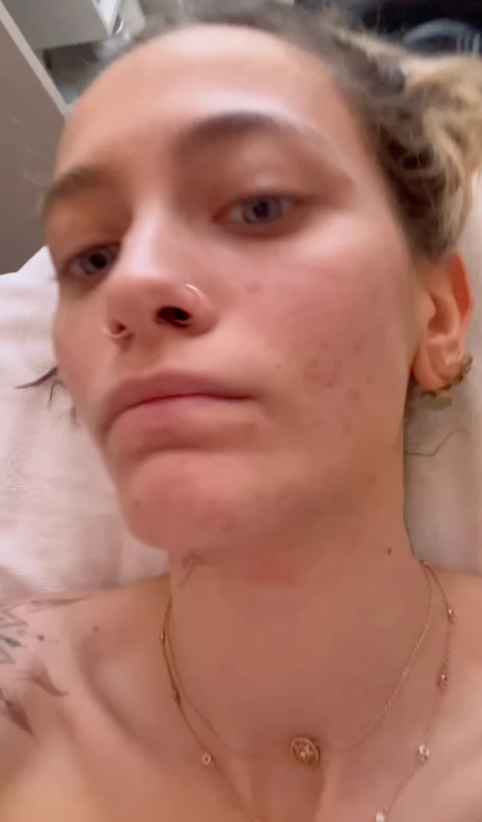 Донька Майкла Джексона показала себе після 6-річної тверезості