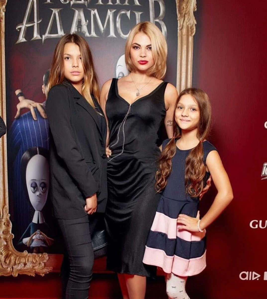 Дружина і діти Дмитра Суржикова