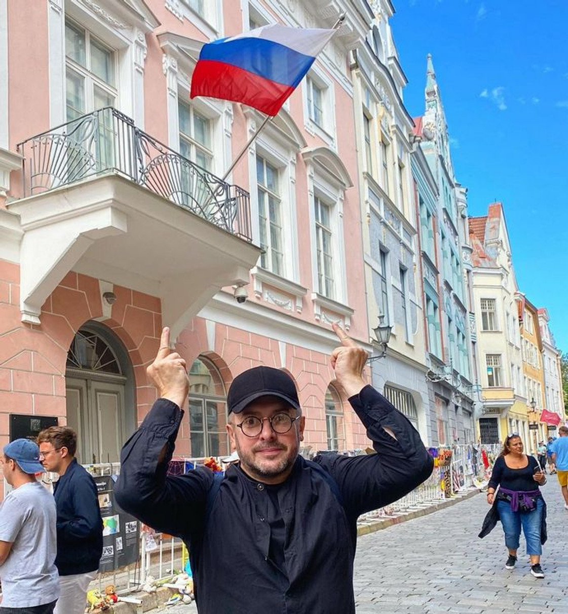 Здорова реакція на російський триколор, каже Олексій Суханов. Він вважає себе українцем і націоналістом