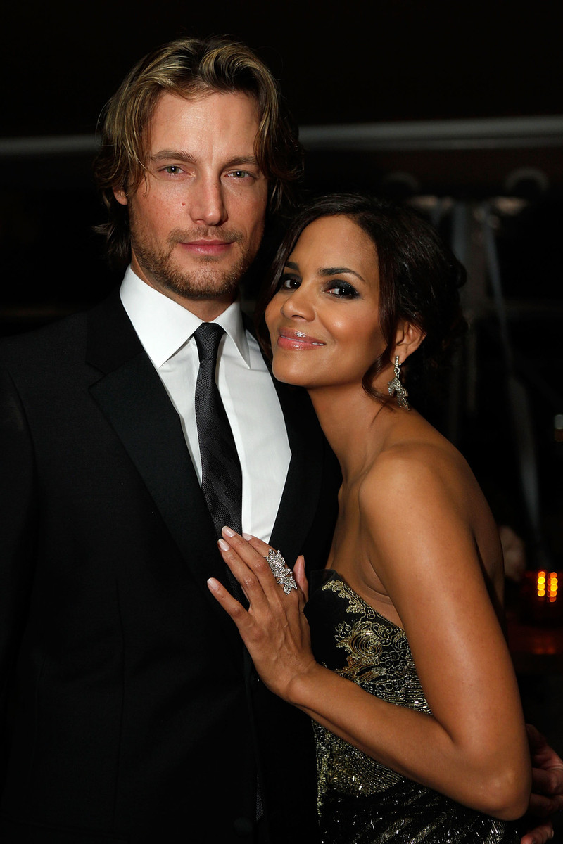 Що відомо про гучні стосунки Холлі Беррі