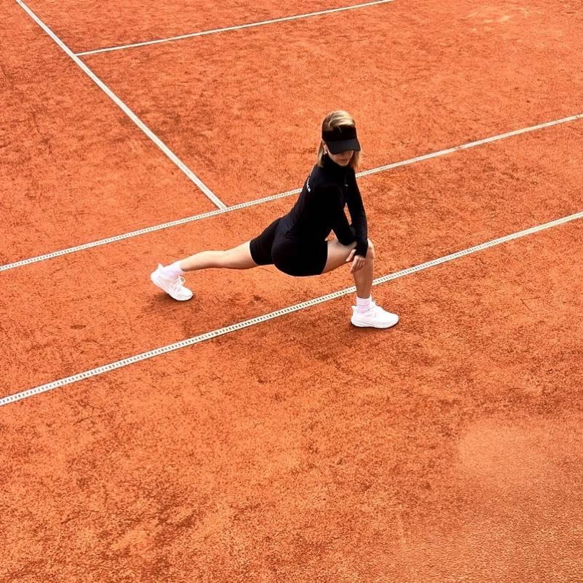 Тренерка Аніта Луценко