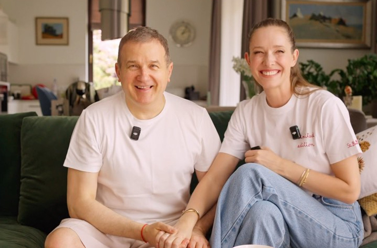 Катерина Осадча та Юрій Горбунов позують для фото