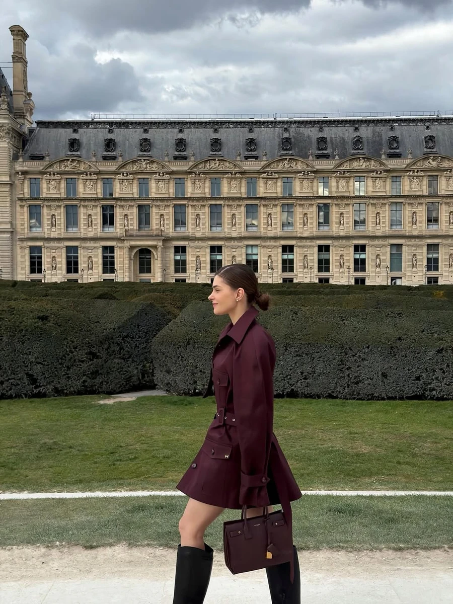 Добре мандрувати з подругою, яка без питань робить тобі купу фото 