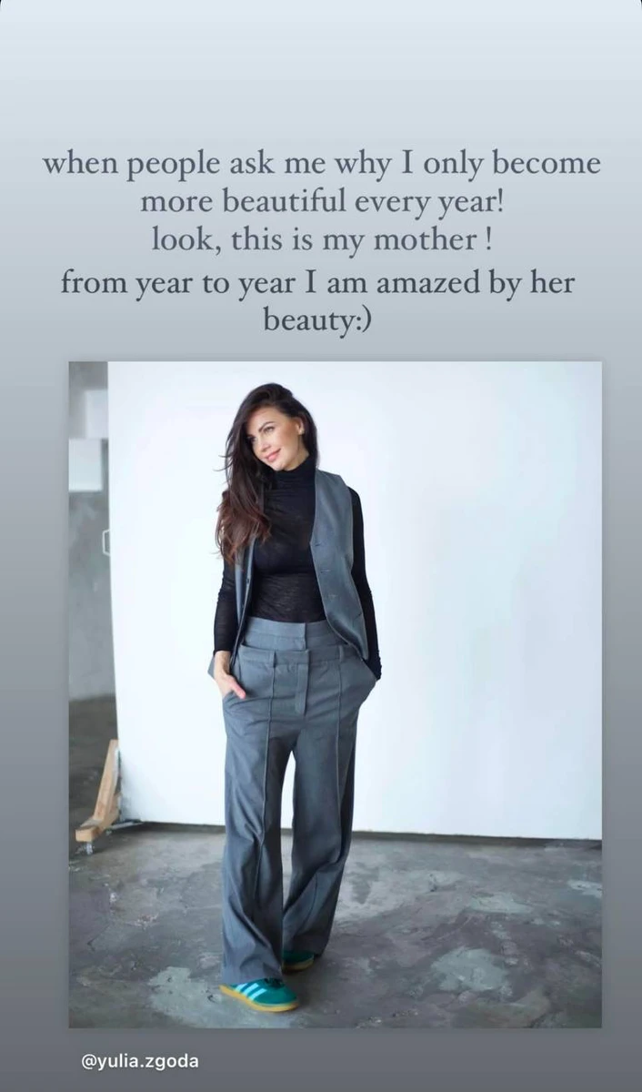 Мама Ксенії Попової