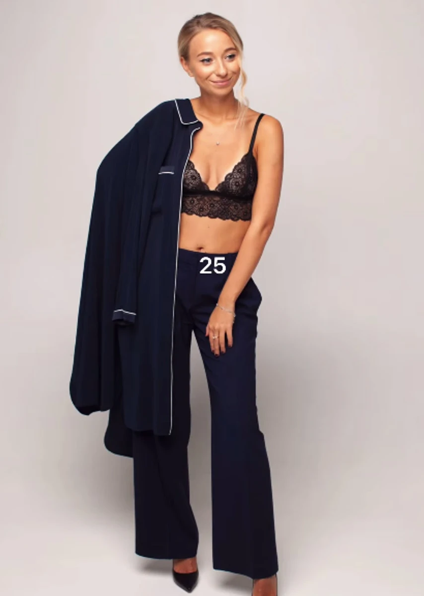 Дружина Віктора Павліка знялася у білизні