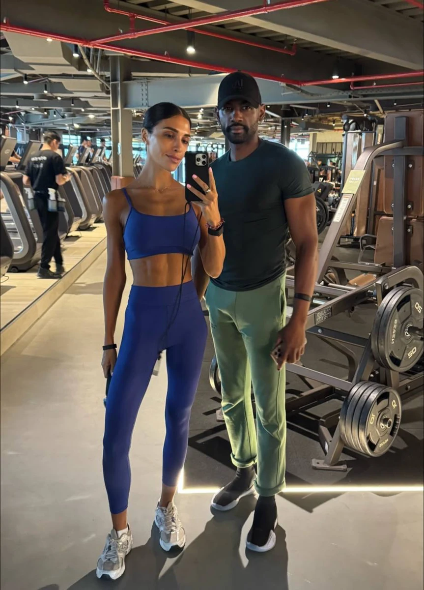 Дімопулос з тренером у спортзалі