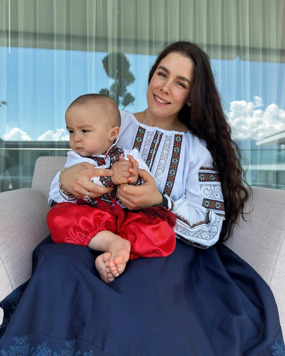 Онуфрійчук з синочком у День вишиванки