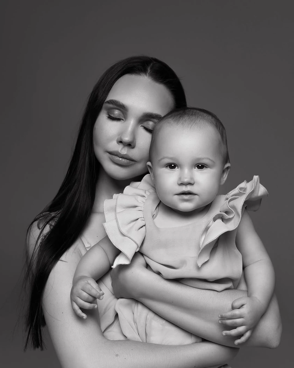 Наталія Татарінцева показала ніжне фото з донечкою