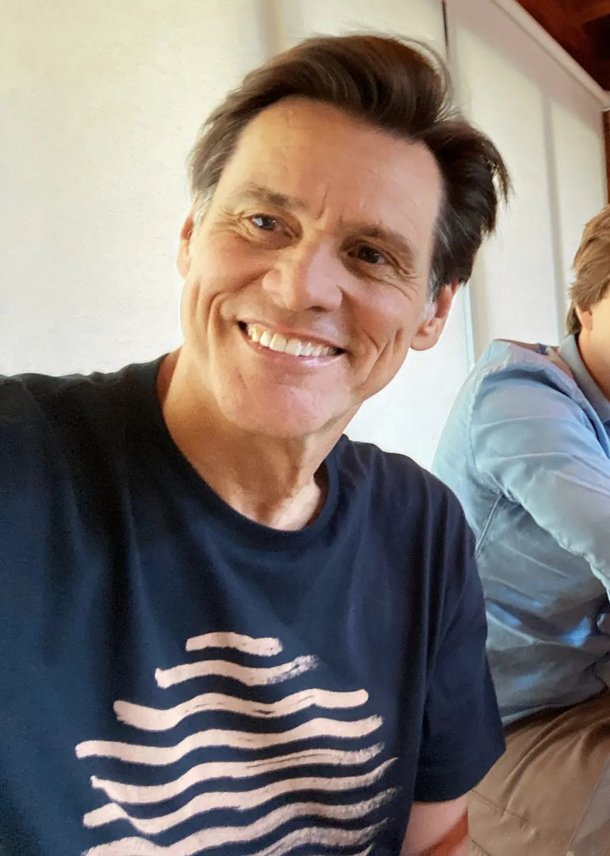 Джим Керрі здивував змінами в обличчі після блефаропластики