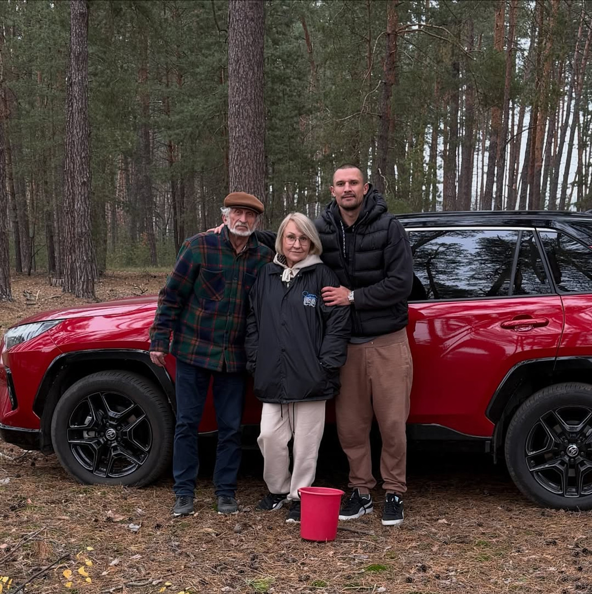 Тарас Цимбалюк показав своїх батьків
