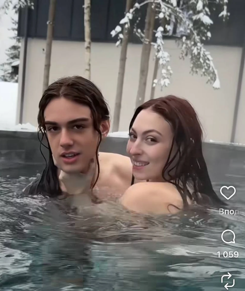 Оля Полякова похвалилася дочкою та зятем