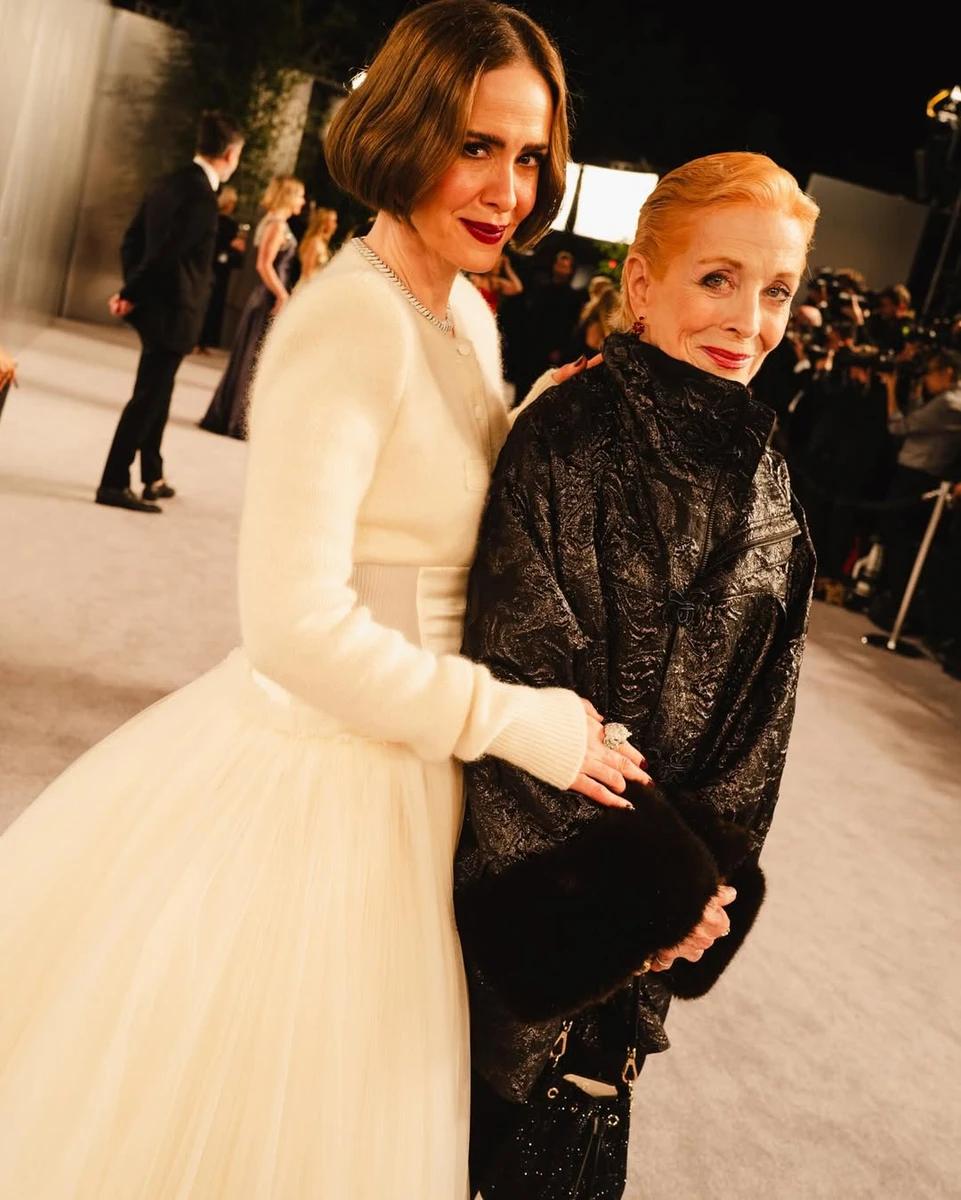 Сара Полсон з 83-річною дружиною на вечірці Оскара-2026