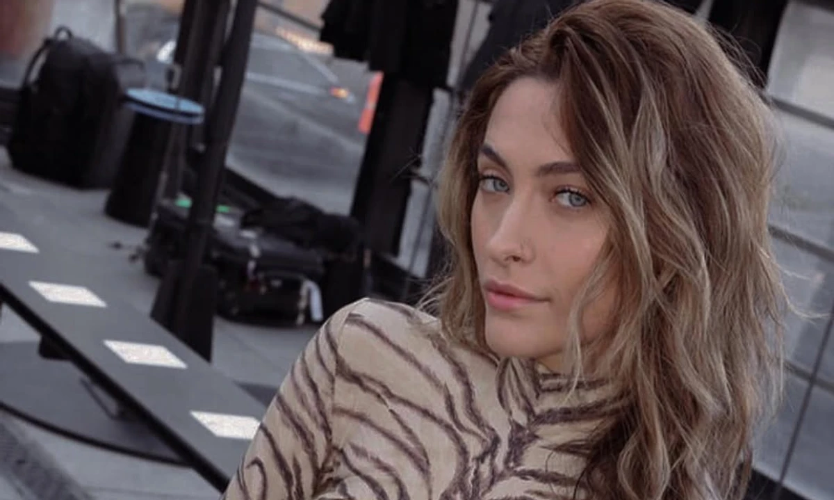 Дочка Майкла Джексона розлучилася з нареченим