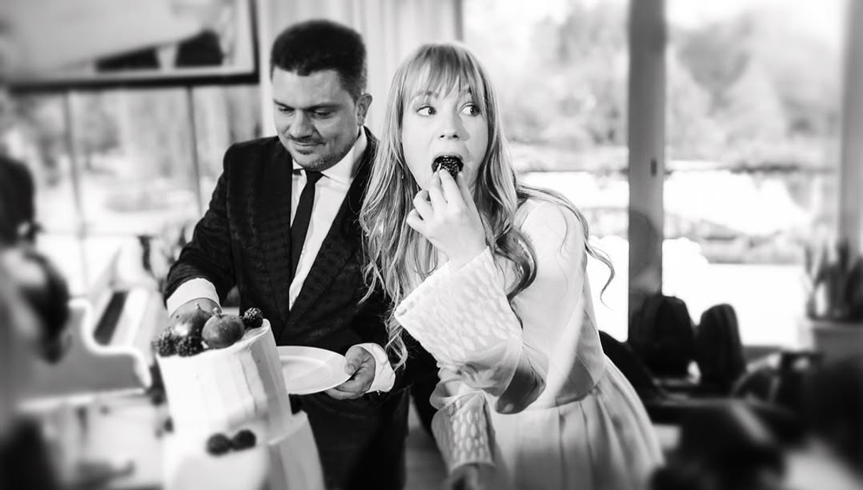 Світлана Тарабарова показала фото з весілля