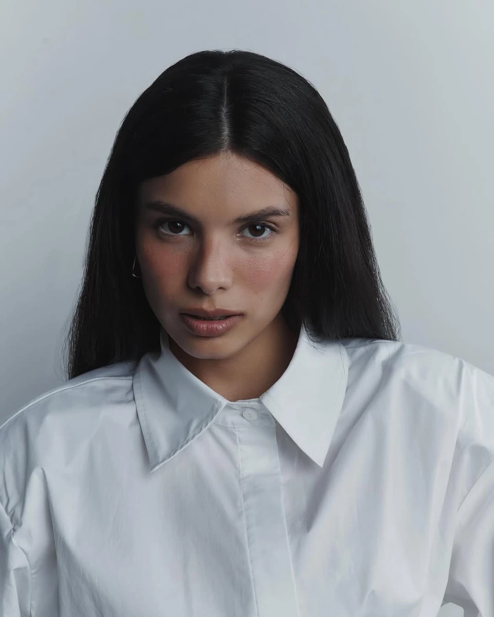 Мішель Андраде співачка