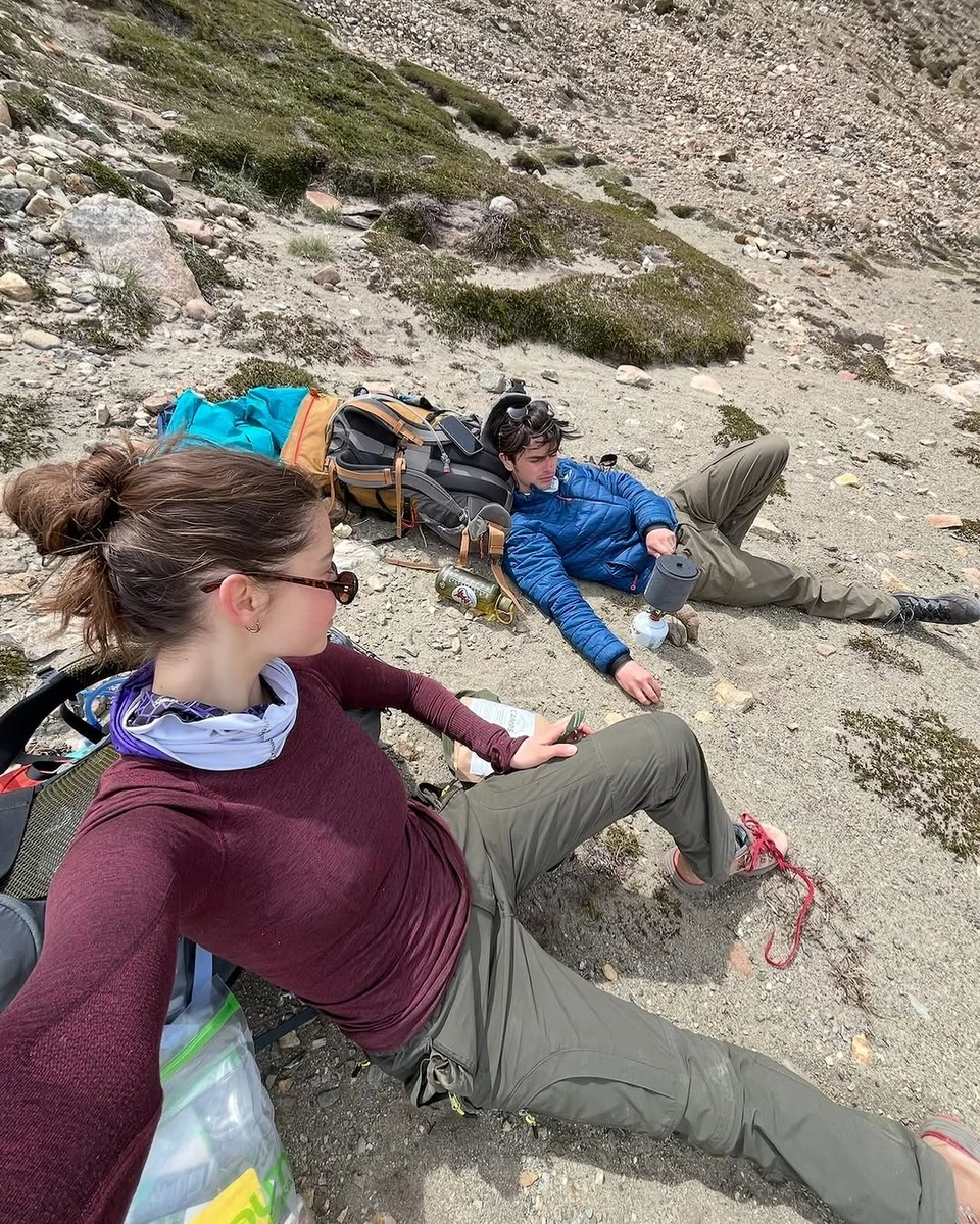 Діти Дугласа і Зети-Джонс відправилися в гори