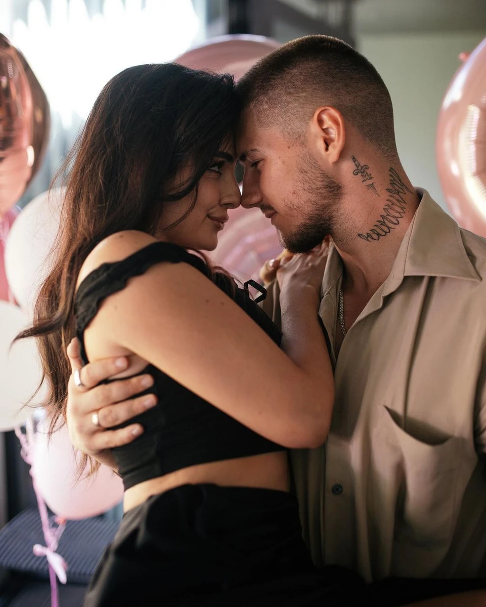 Читачі ТаблоID знають Волошина завдяки шлюбу з Трінчер