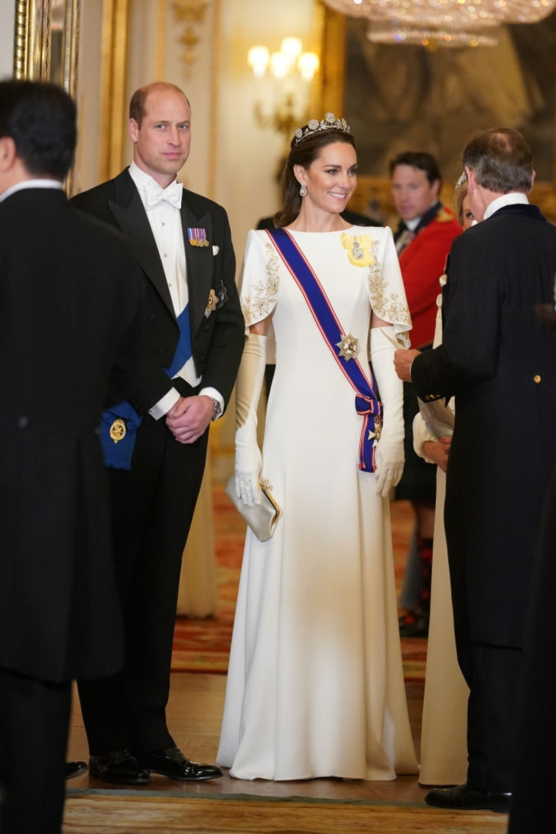 Принцеса Вельська в черговій сукні від свого улюбленого бренду 