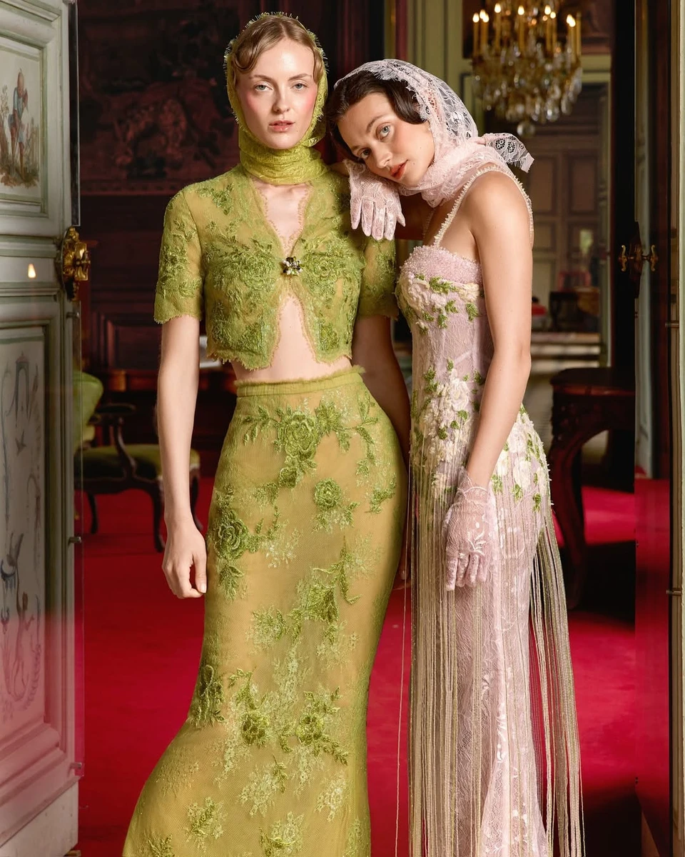 Мереживні сукні